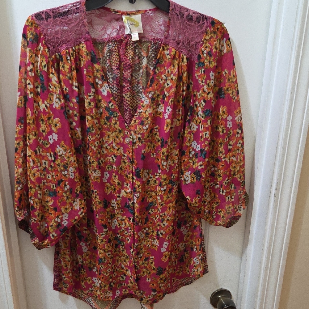 Fig and Flower Pink Floral Blouse with Lace Detail